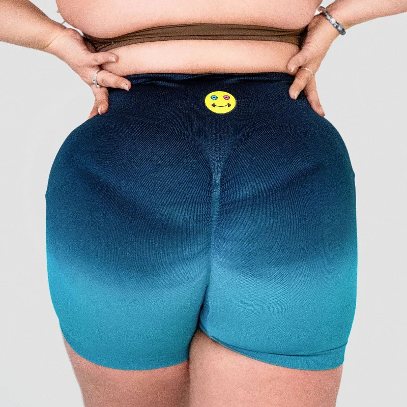 AQUA OMBRÉ- SCRUNCH SHORTS (SUPER STRETCH)