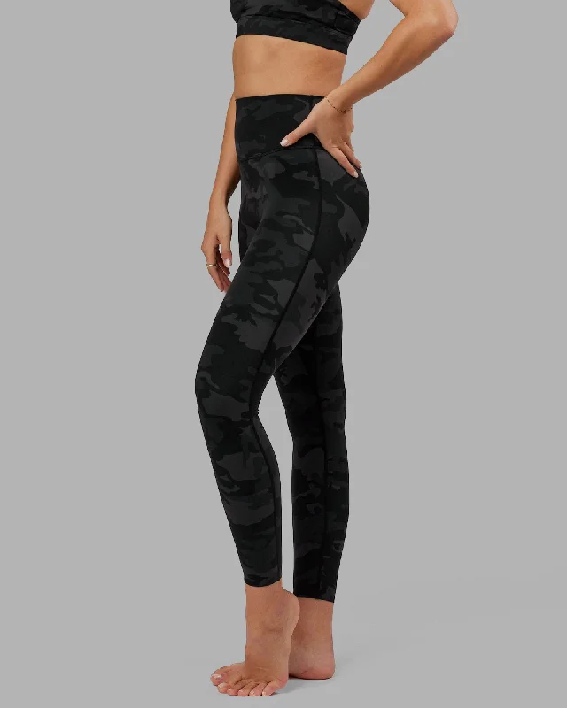 Elixir Full Length Leggings - Black Camo