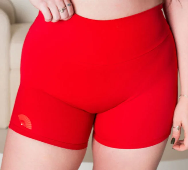 WARRIOR RED-POCKET SCRUNCH SHORTS -4"" INSEAM