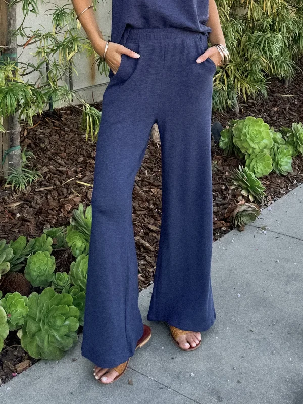 Easy Going Knit Pants in Navy