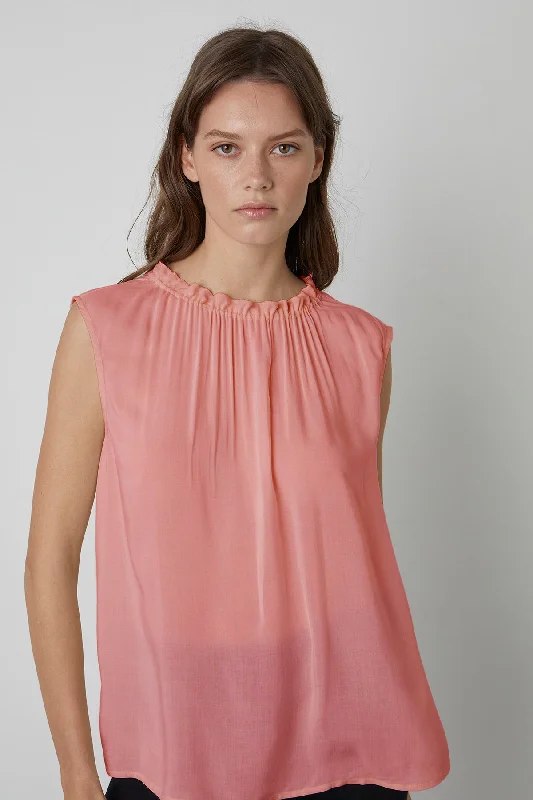 WENNA SLEEVELESS BLOUSE