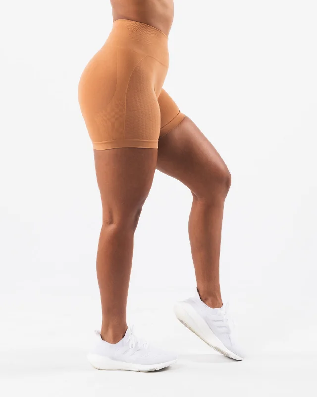 Amplify Contour Short 5"" - Clay